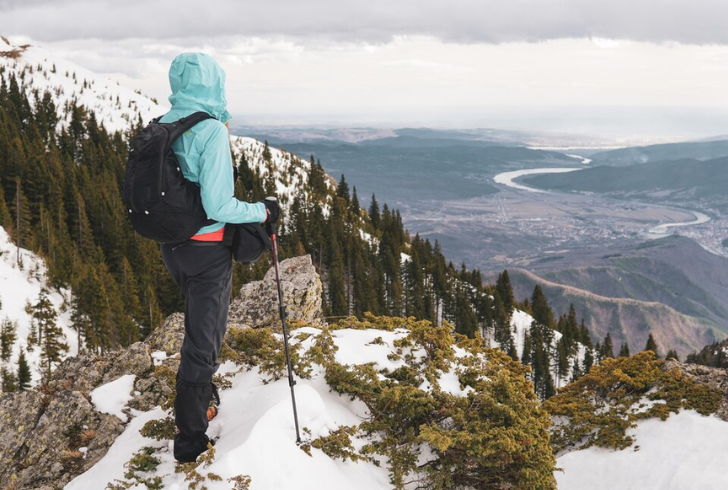 winter hiking for beginners